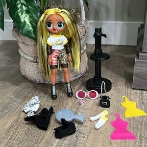 LOL Surprise Dolls O.M.G. Alt Grrrl Fashion Doll
